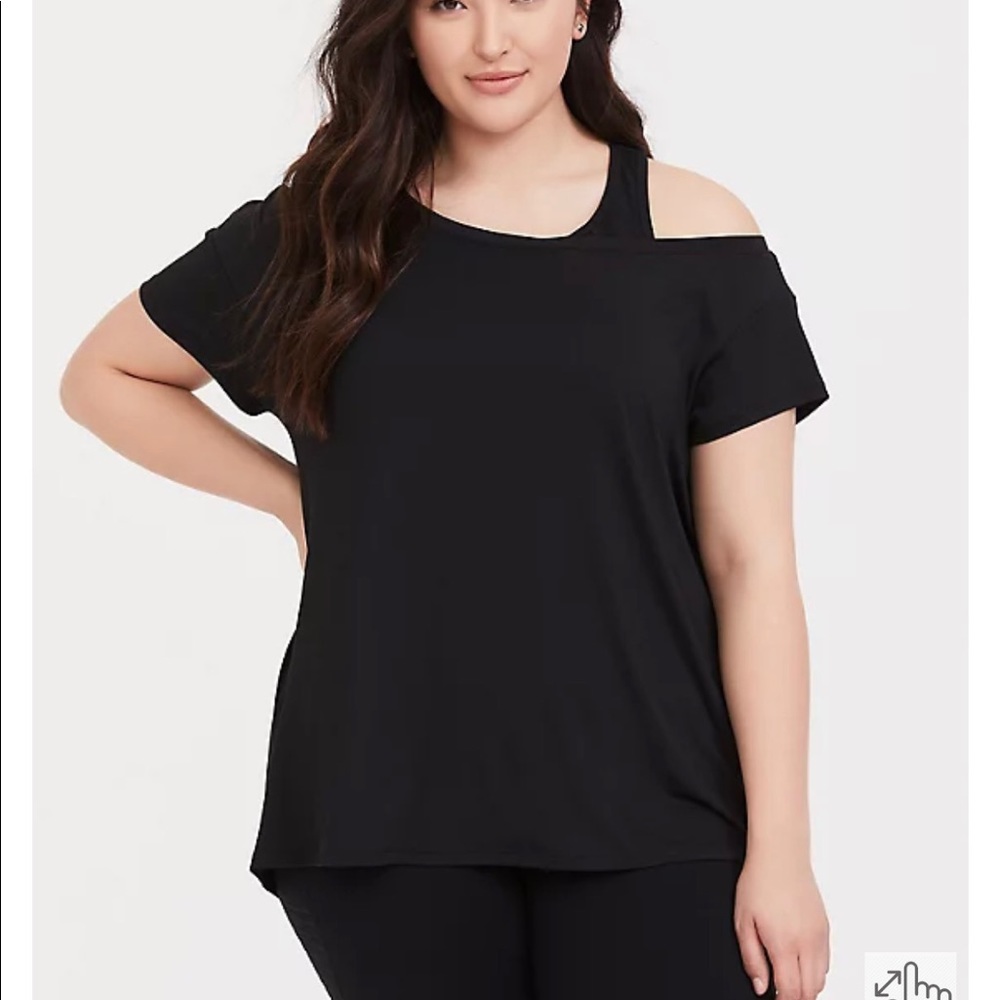 Torrid Black Off Shoulder Short Sleeve Tee